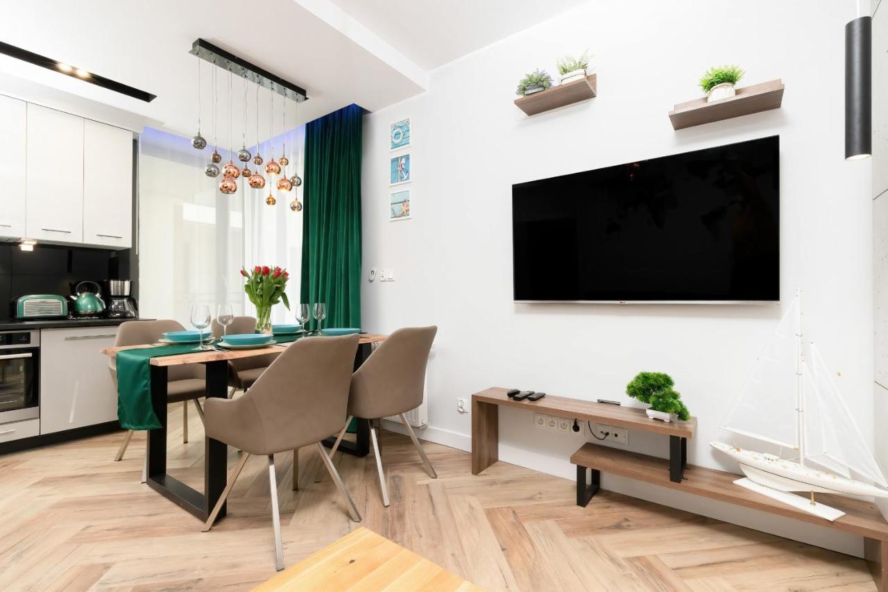 Klimatyczny Apartament W Centrum Gdanska Exteriör bild